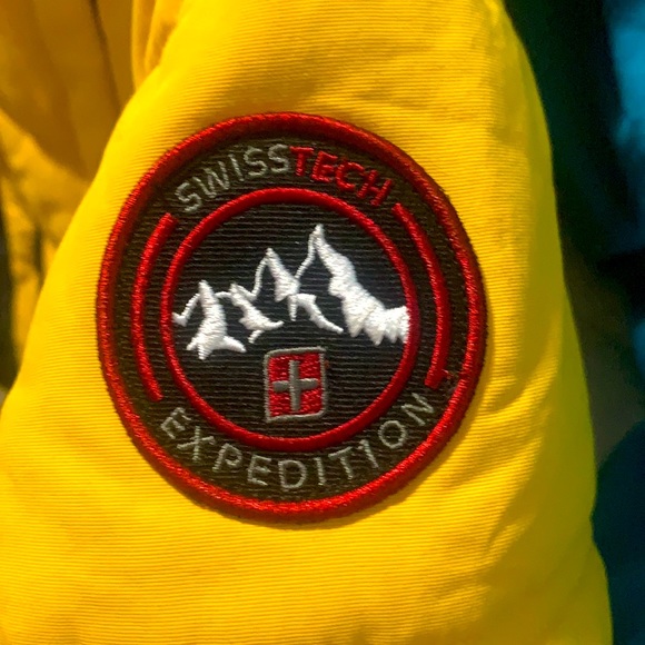 SwissTech coat - Picture 3 of 4